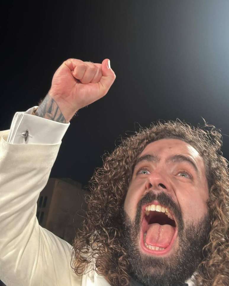 Ator, comediante e influenciador mexicano Javier Ibarreche comemora Oscar brasileiro de 'Ainda Estou Aqui'