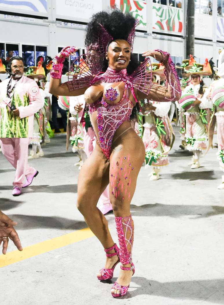 Rainha de bateria da Mangueira
