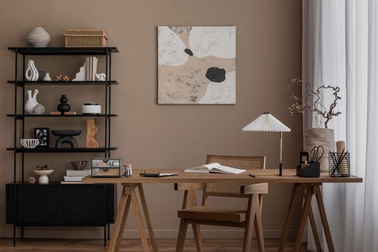 A cor do ano eleita pela Pantone é a mocha mousse, que pode ser bastante utilizada nos ambientes 