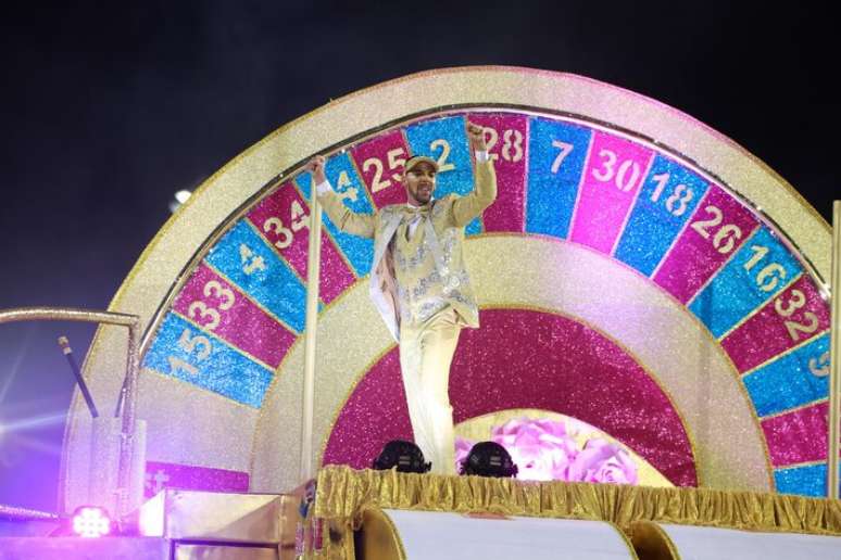 Rosas de Ouro conquista o t&iacute;tulo do carnaval de S&atilde;o Paulo de 2025.