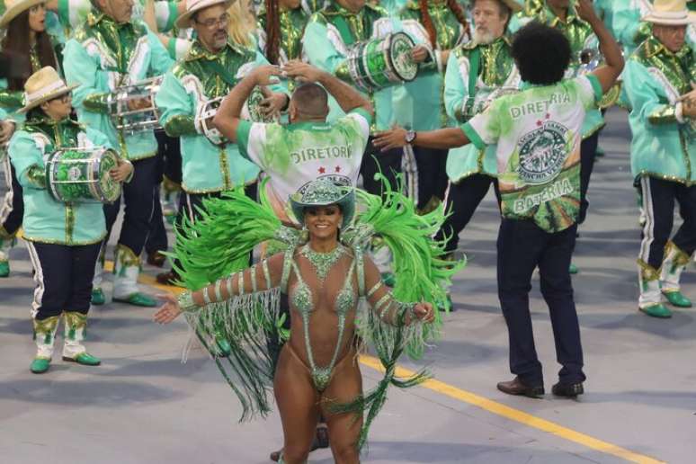 Viviane Arrajo, Never's Queen Verde, durante el Parad