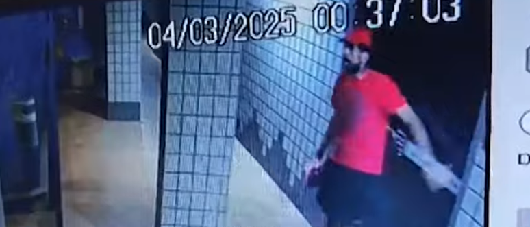 Homem tenta fugir ap&oacute;s ser descoberto em apartamento no DF