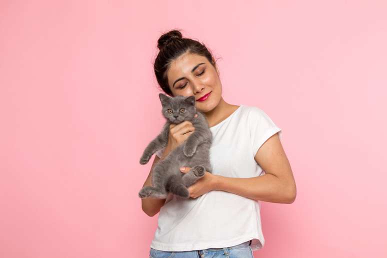 Generation of pets: young people prefer pets to children