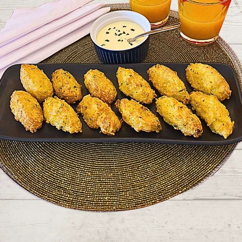 Bolinhos de arroz sem trigo na Airfryer - sequinhos e crocantes