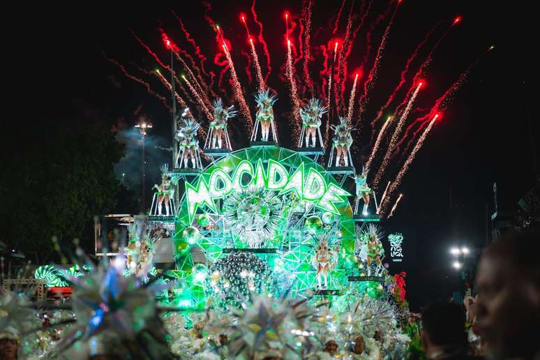 Mocidade ficou em penúltimo lugar no ranking do Grupo Especial em 2025