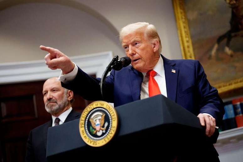 'Diferentemente de 2016, não havia ambiguidade sobre a posição de Donald Trump em relação às normas democráticas', diz Levitsky
