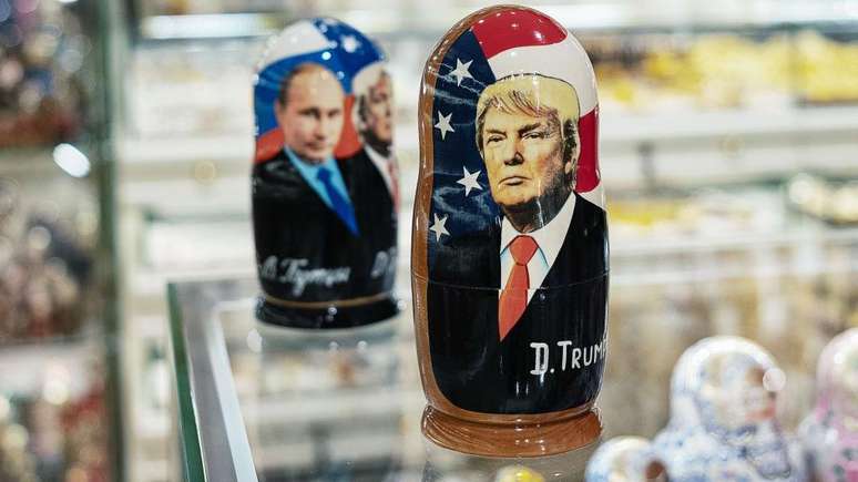 Declaração de Trump ocorre após uma onda de ataques noturnos da Rússia à Ucrânia e marca uma reviravolta na posição americana no conflito