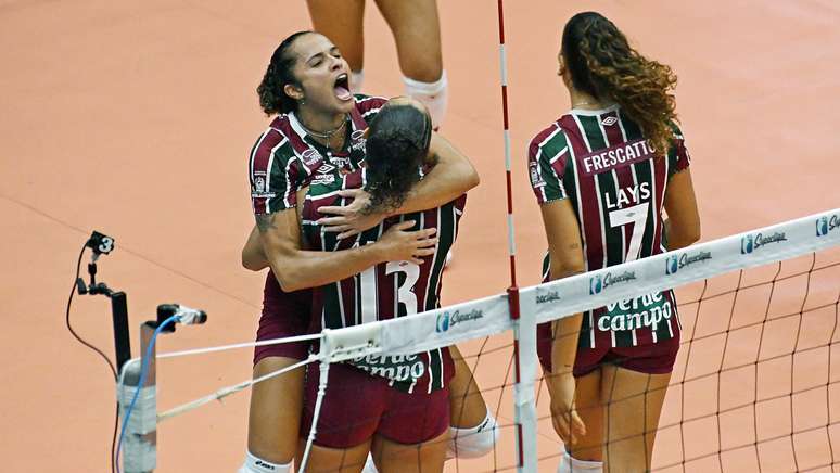 Fluminense i SuperLeague Volleyball na mBan