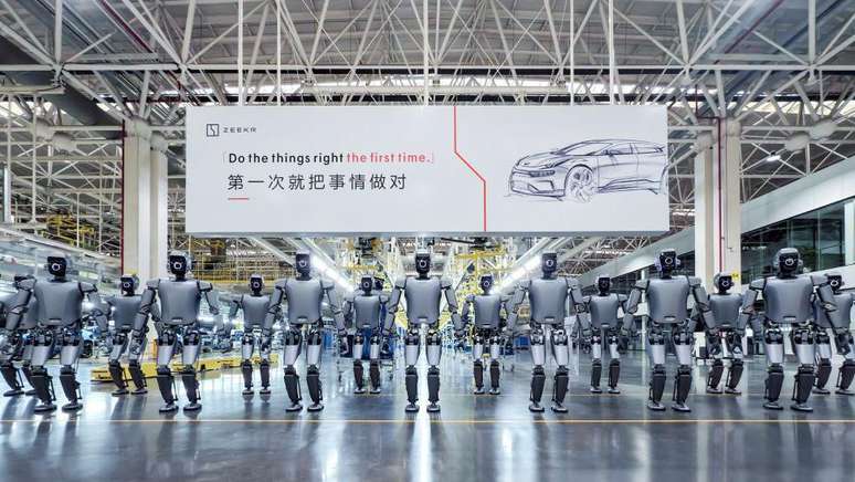 A China j&aacute; havia come&ccedil;ado a mudar seu foco &mdash; da fabrica&ccedil;&atilde;o de roupas e sapatos para tecnologia avan&ccedil;ada, como rob&oacute;tica e intelig&ecirc;ncia artificial