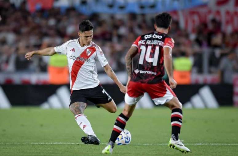 Rojas é baixa novamente no River –