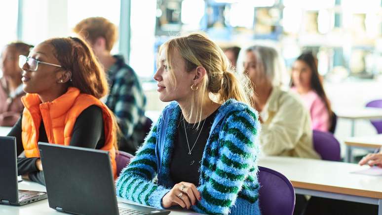 The classrooms can be filled with noise, which can cause students to disorder the auditory processing of having difficulty listening to the teacher The classrooms can be filled with noise, which can cause students to disorder the auditory processing of having difficulty listening to the teacher