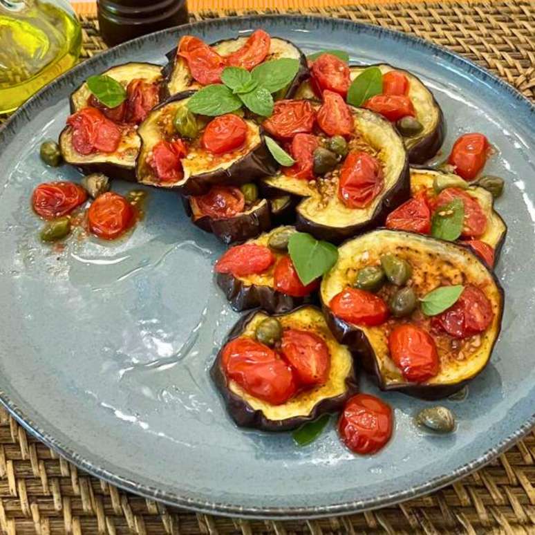 Medalhão de berinjela fácil e saboroso na Airfryer - com molho especial