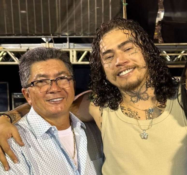 Hidelbrando Batista, pai de Whindersson Nunes, fala sobre a internação do filho.