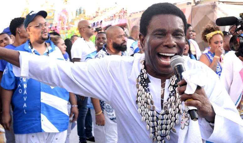 Nem novela, nem musical: Neguinho da Beija-Flor e Globo acertam parceria inédita após cantor se despedir do Carnaval do Rio.