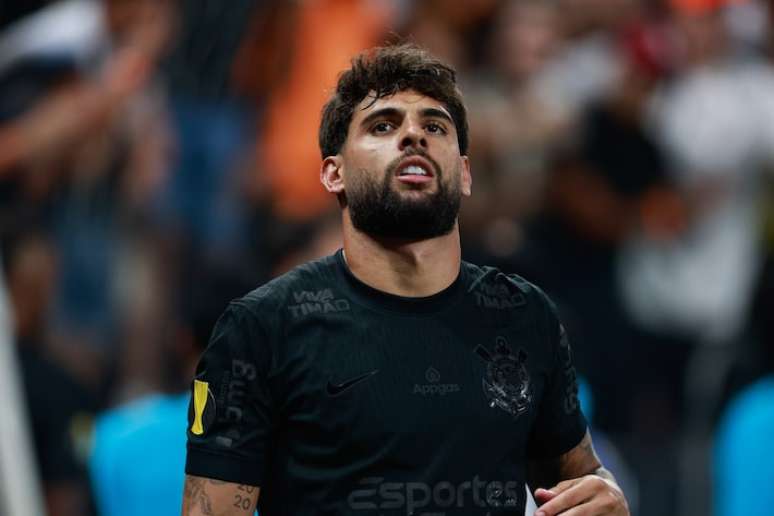 Yuri Alberto balançou as redes na vitória do Corinthians por 2 a 1 sobre o Santos.