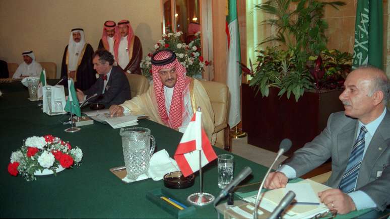 A Ar&aacute;bia Saudita intermediou o Acordo de Taif em 1989 para p&ocirc;r fim &agrave; guerra civil no L&iacute;bano