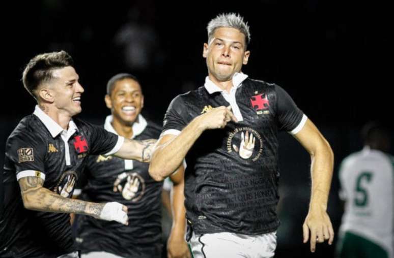Capasso, from Vasco, MLS proposed the refusal