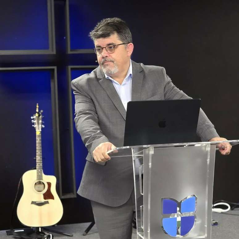 Pastor Pedro Lino, da Igreja Presbiteriana CTK United