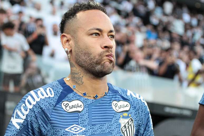 Neymar akan bermain untuk Santos lagi sampai akhir kontrak.