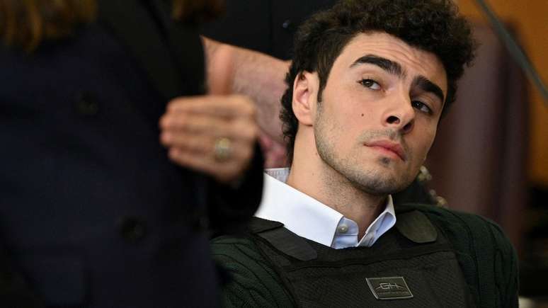 Luigi Mangione compareceu a um tribunal em Nova York no mês passado