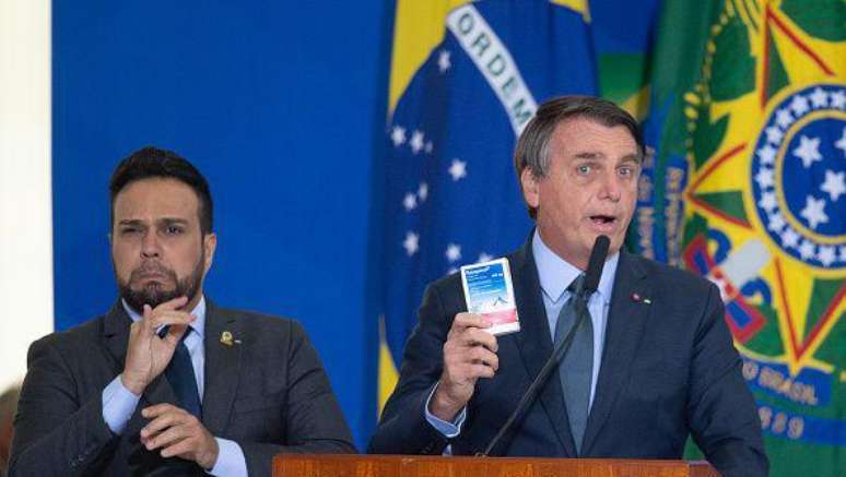 Economistas apontam Brasil como exemplo de 'respostas inconsistentes' e 'brigas políticas' durante a pandemia