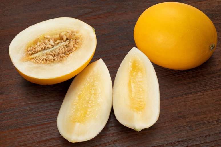 O melão possui uma composição nutricional que pode favorecer o organismo de diferentes maneiras