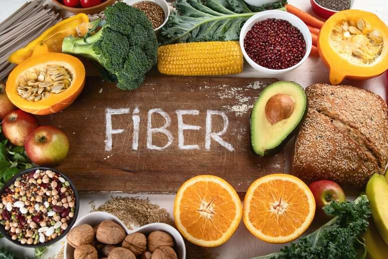 O consumo de fibras ajuda a manter o intestino saudável 