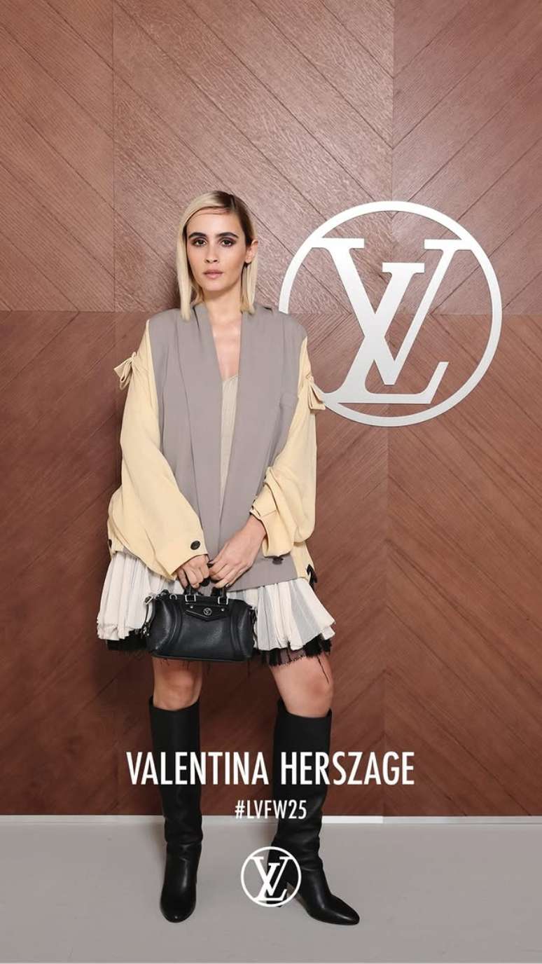 Valentina Herszage na Louis Vuitton 