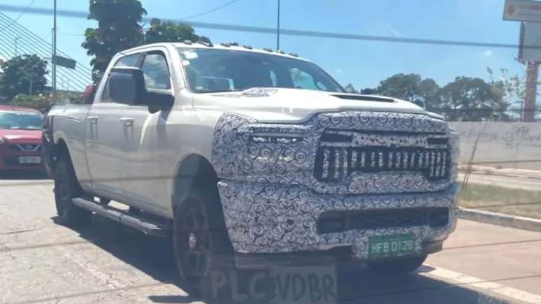 Novo Ram 2500 2026 flagrado em Guarulhos (SP)