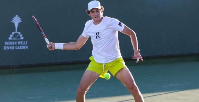 João Fonseca treina em Indian Wells 