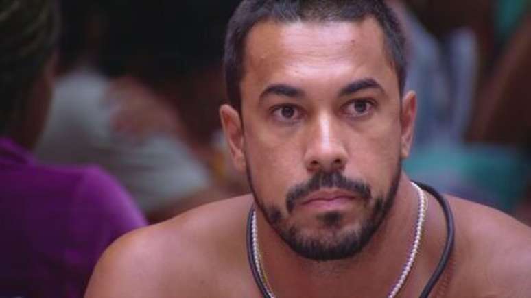 Líder Maike terá festa hoje no BBB 25