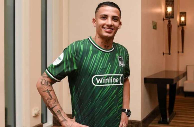 Meio-campista acumula 16 partidas com a camisa da seleção colombiana –