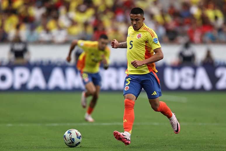 Meio-campista acumula 16 partidas com a camisa da seleção colombiana –