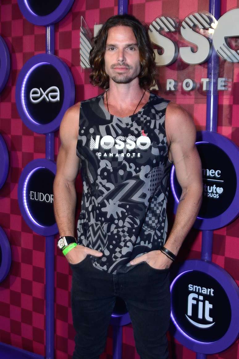 Jonatas Faro no Desfile das Campeãs —