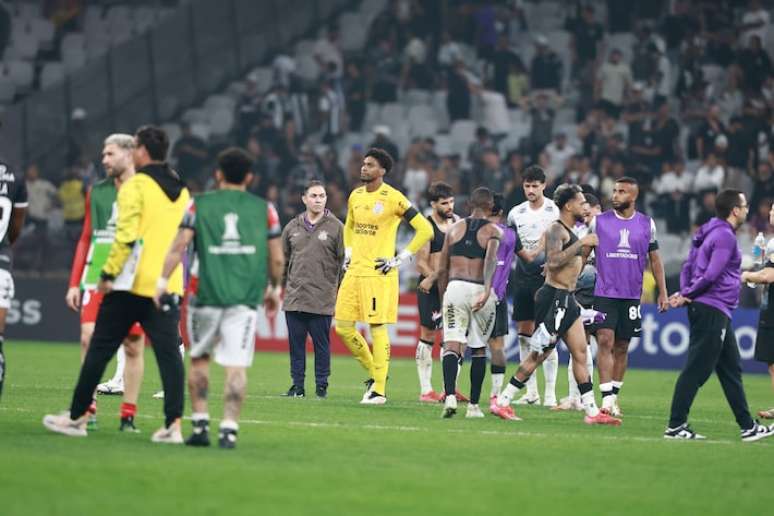 Corinthians foi eliminado na pré-Libertadores e vai disputar a Copa Sul-Americana.