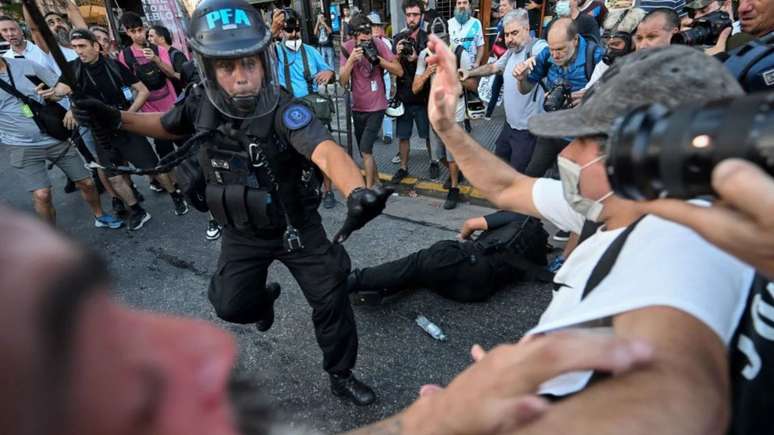Protestos pelos direitos de aposentadoria na Argentina