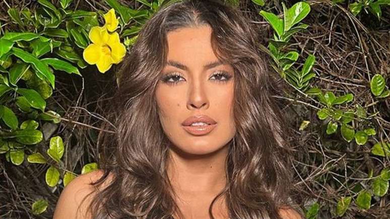 The former BBB Beatriz Reis uses a millionaire bag at the airport; Discover the value