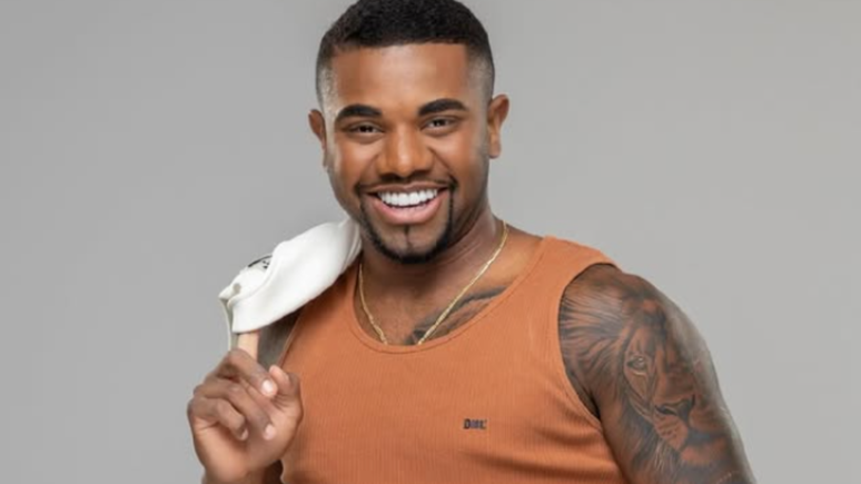 Davi Brito afirma que não triplicou seu prêmio