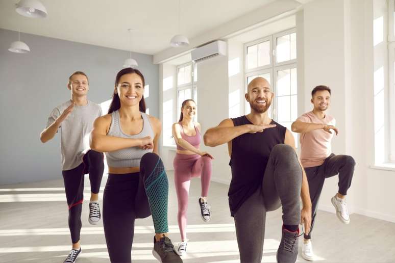 A mobilidade articular melhora a função da articulação e previne a sobrecarga de outras partes do corpo 