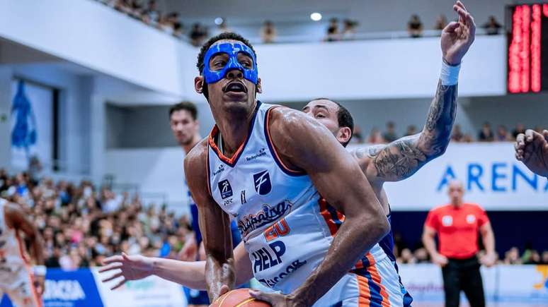 Unifacisa ganhou do Bauru Basket