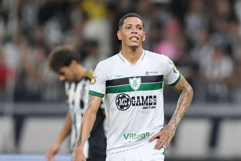 Kauã Diniz (América-MG) durante jogo contra o Atlético-MG, no dia 08.03.2025 