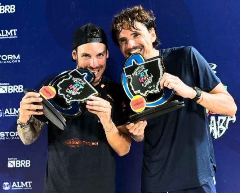 Gianotti e Spoto na premiação 