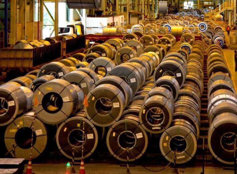 OCDE citou tarifas mais altas sobre as exportações de aço e alumínio do Brasil para os EUA ao revisar crescimento da economia brasileira
