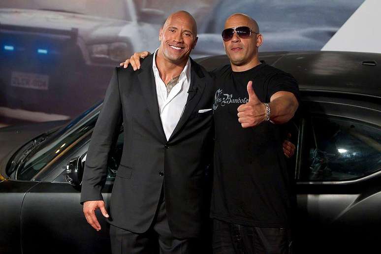 Dwayne Johnson (The Rock) e Vin Diesel supostamente se desentenderam durante a produção de Velozes e Furiosos 8 em 2016