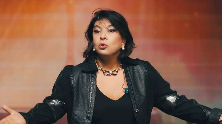 Roberta Miranda explains why she hid bisexuality