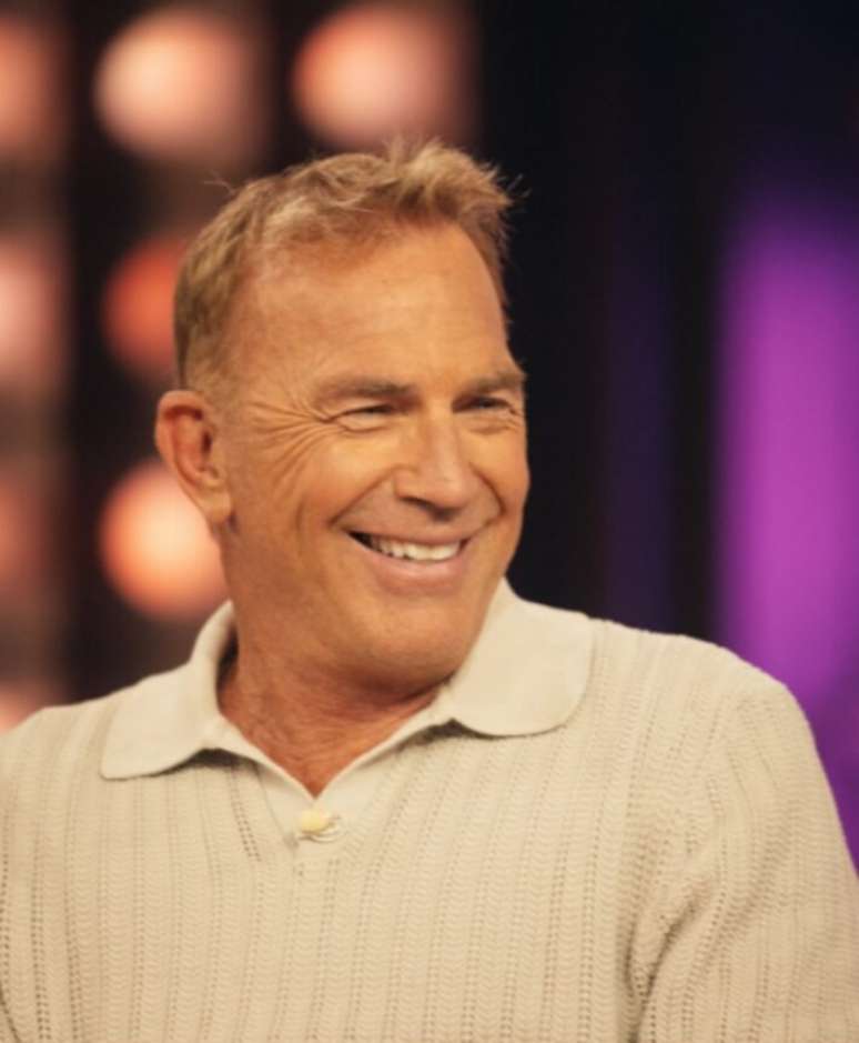 O ator Kevin Costner, 70 anos, já havia visitou Cuba em 2001. Na ocasião, foi recebido pelo presidente cubano Fidel Castro.