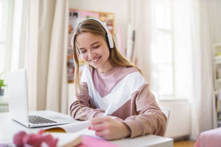 Podcasts são conteúdos complementares que ajudam a aprofundar o tema estudado 