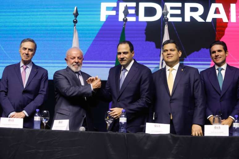 O presidente Luiz Inácio Lula da Silva (PT) durante a solenidade de posse do presidente, Beto Simonetti na OAB