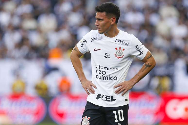 Matias Rojas vestindo a camisa do Corinthians em 2023
