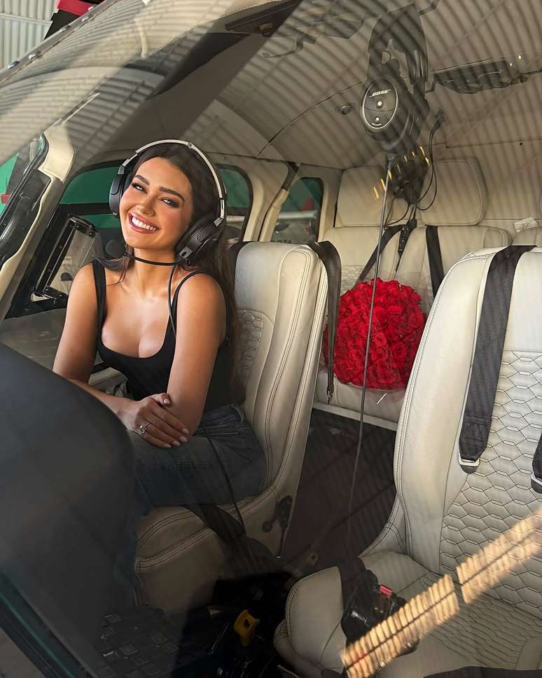 Franciny Ehlke ganha helicóptero de presente do marido bilionário